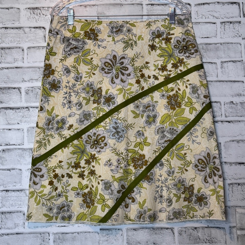 Cream Asymmetrical‎ cotton knee length Skirt for Casual Wear lightweight size 11
